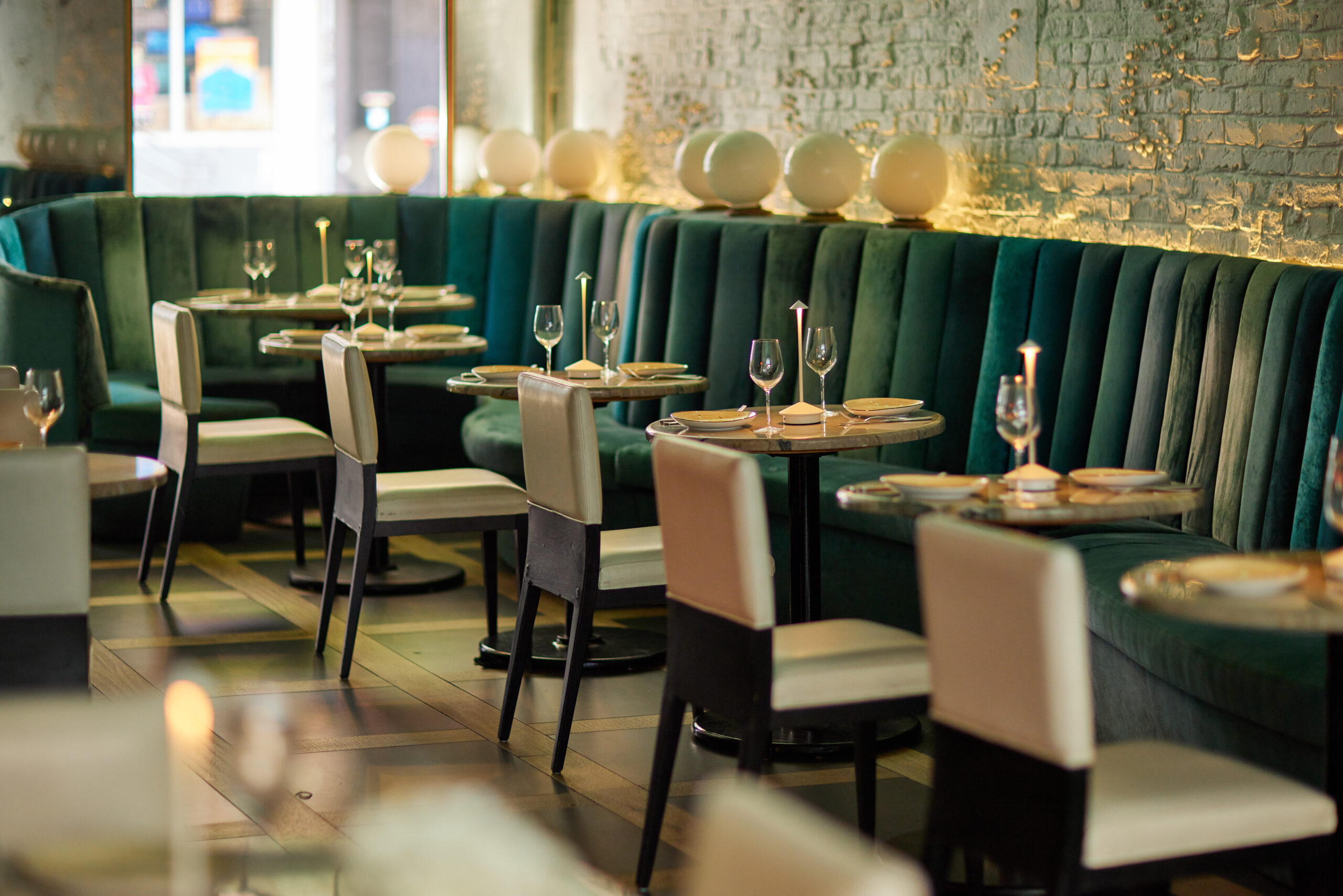 Dining Table | Aquarelle Restaurant | Aquarelle Nyc